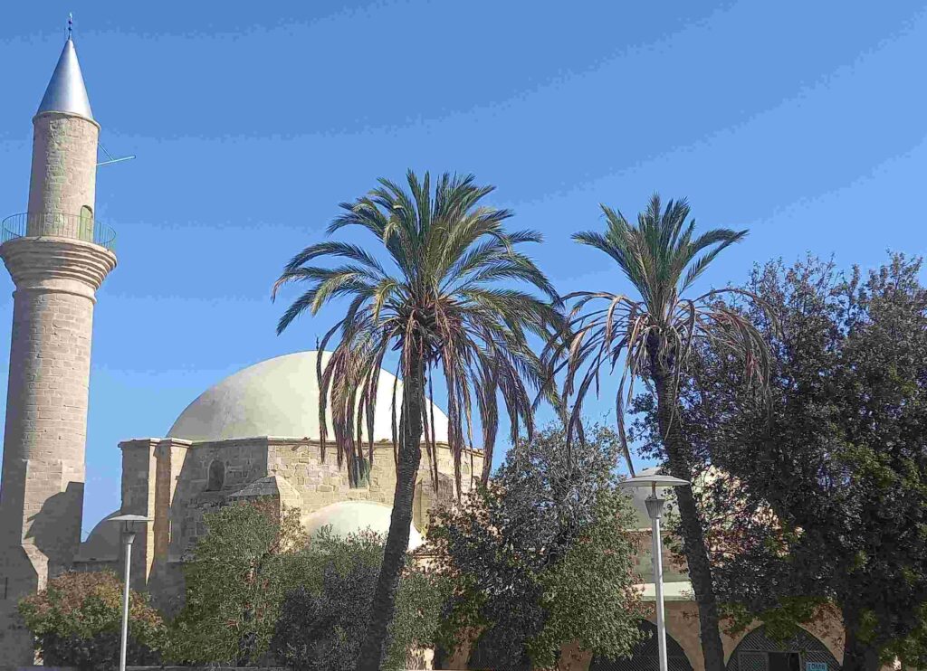 hala sultan tekke mosque